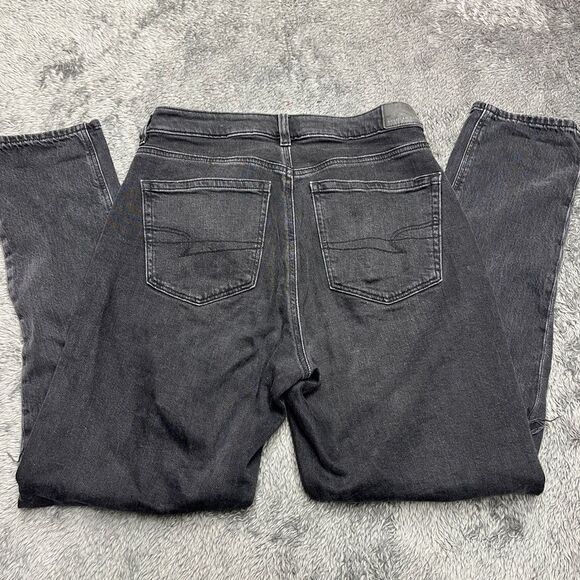 American Eagle 90s Jeans Mom Jeans Straight Strigid Distressed High Rise Size 4 - Picture 6 of 6